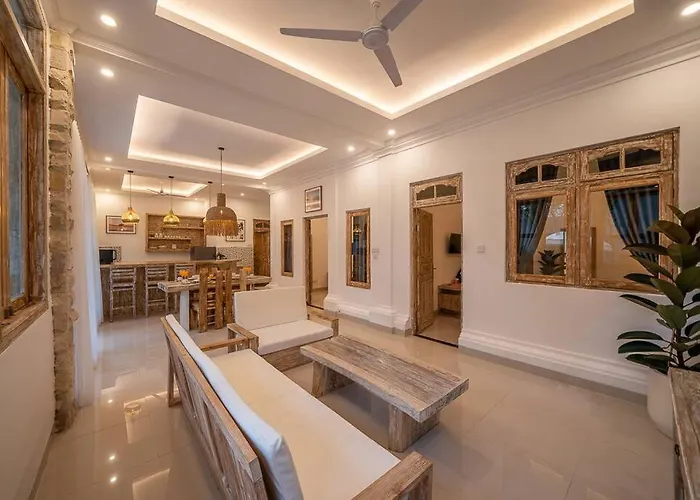 Villa James Seminyak *