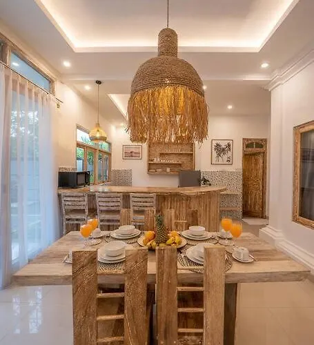 Villa James Seminyak *