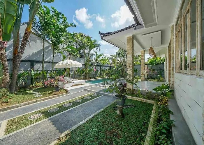 Villa Villa James Seminyak